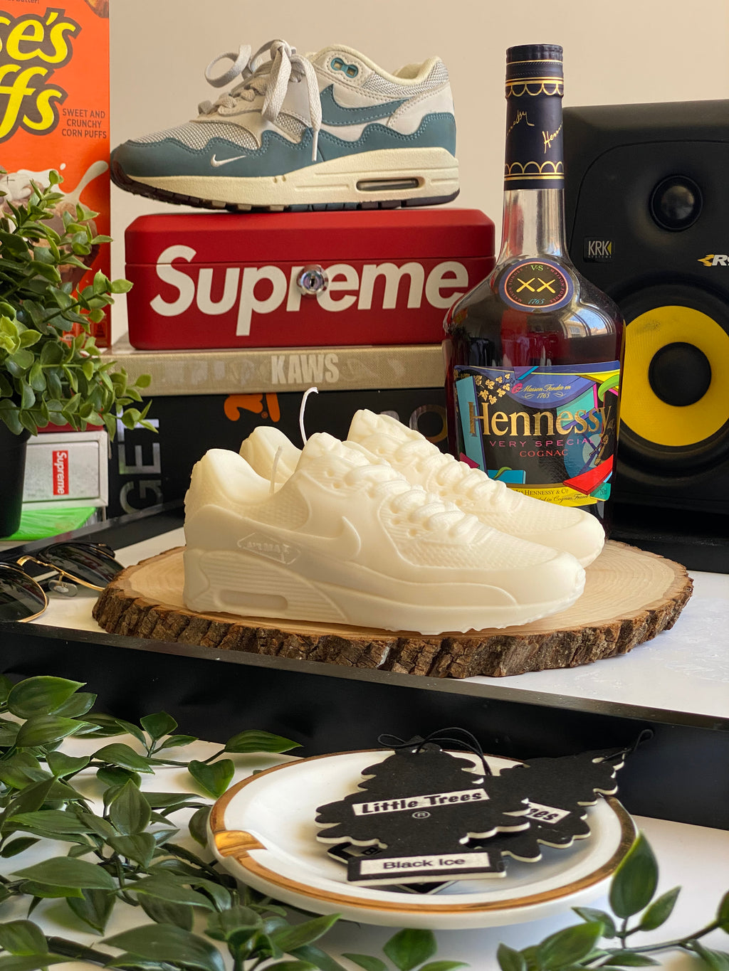AM90 Inspired Candle