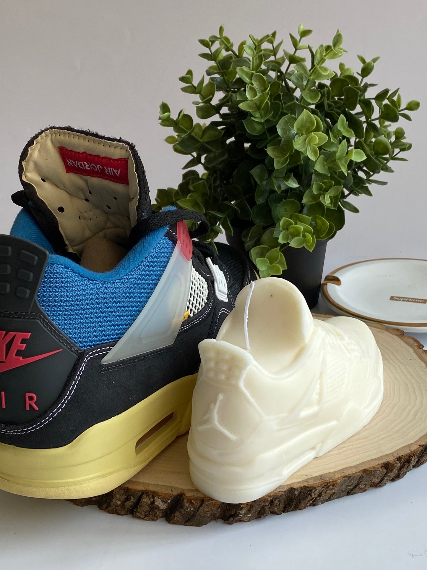 AJ4 Inspired Candle